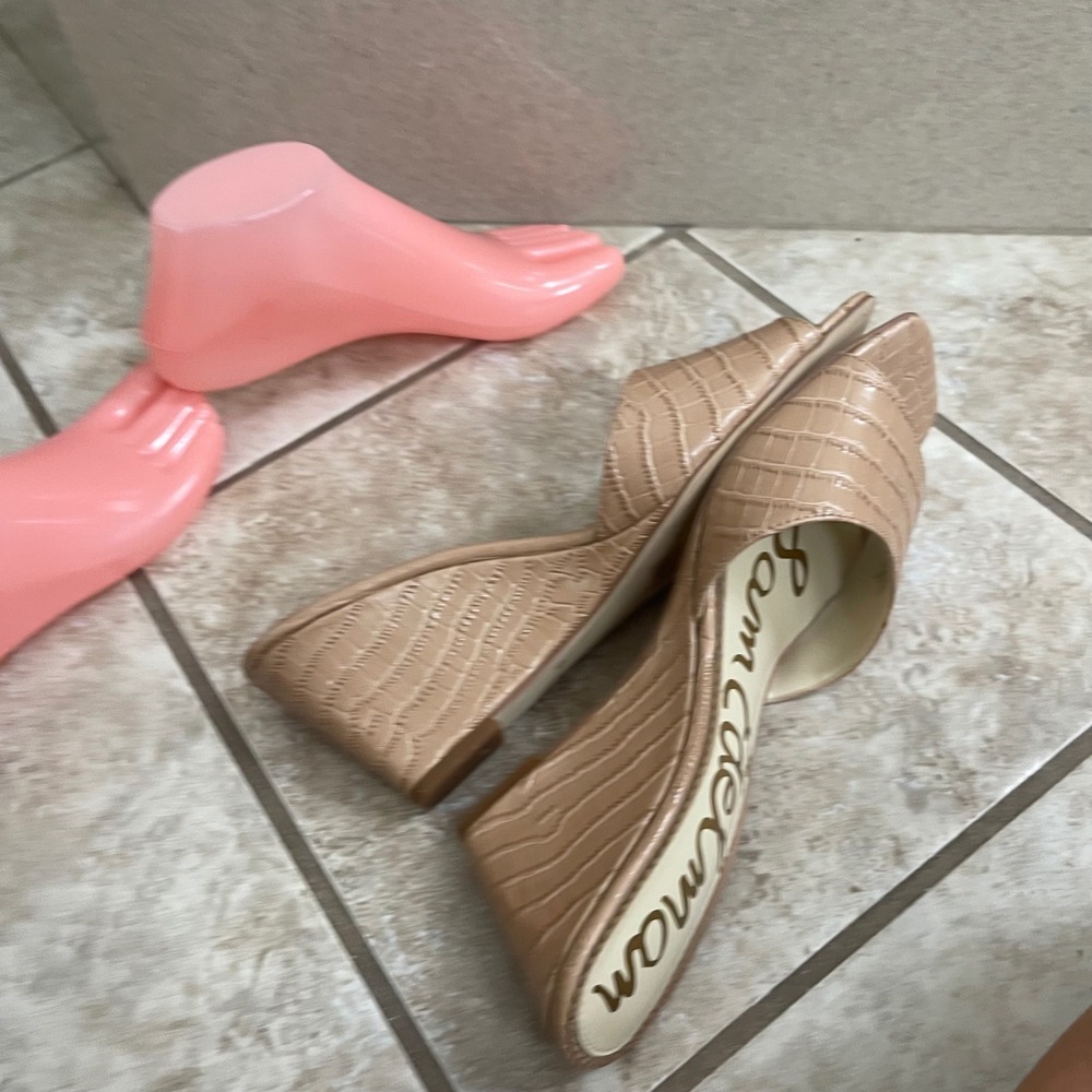 Sam Edelman TESMA NWOT WomenS Wedge Sandals, Embossed, Slip On, Square Toe BEIGE - Picture 6 of 8